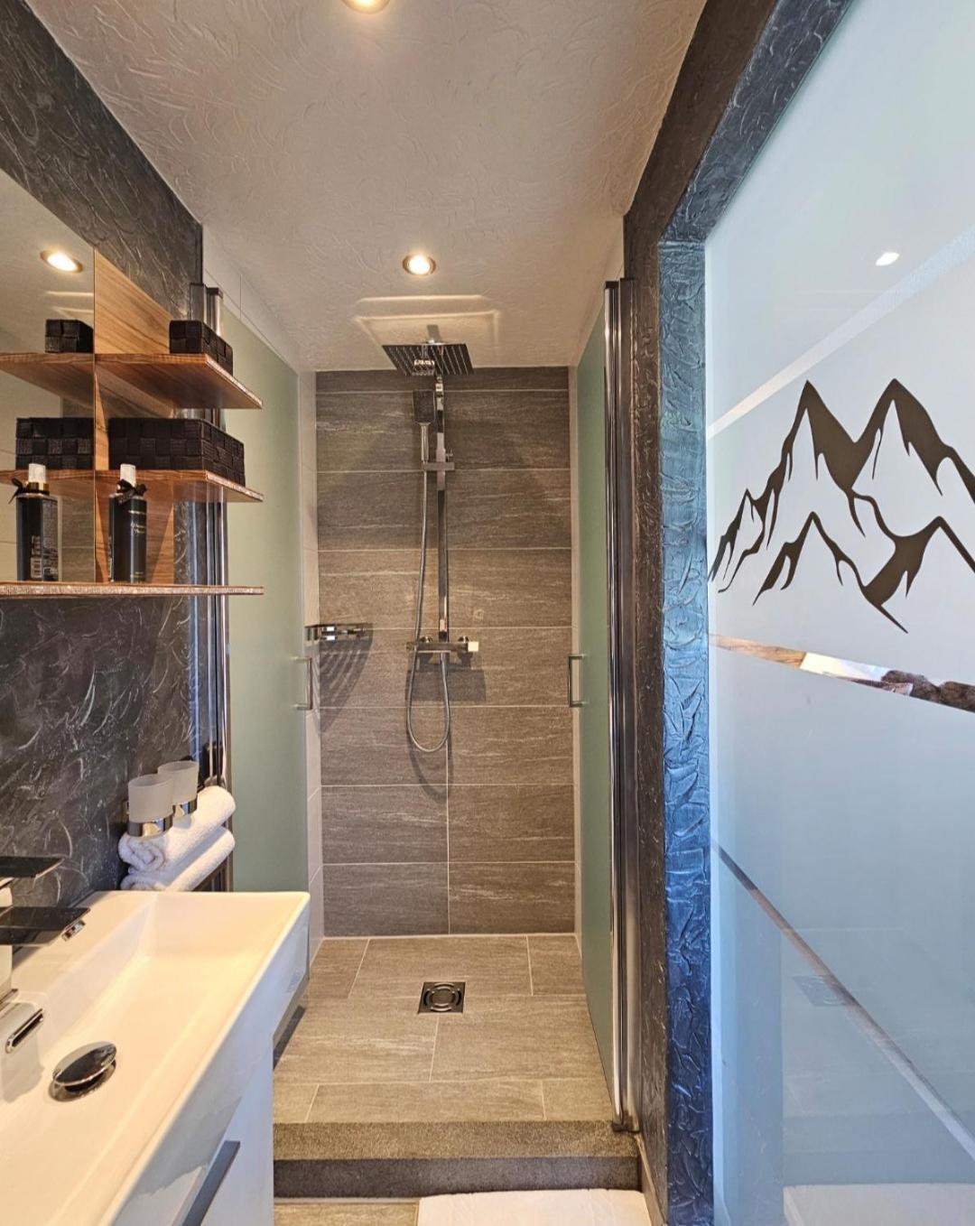 Luxus Nina Mit Zirbenhuette Appartement